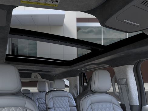 New 2026 Lincoln Navigator Black Label AWD/4WD image 22