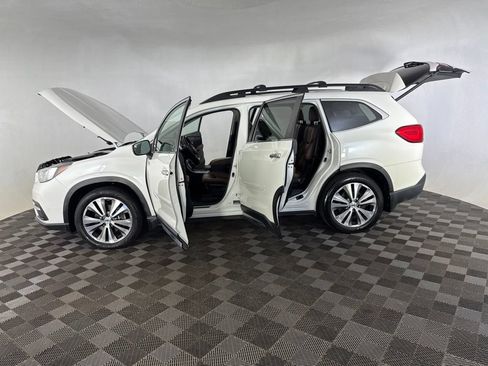 Used 2019 Subaru Ascent Touring AWD/4WD image 10