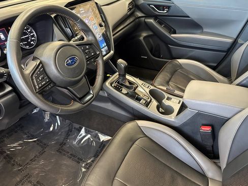 Certified 2024 Subaru Crosstrek 2.5i Limited w/ Crosstrek Mirror Package AWD/4WD image 9