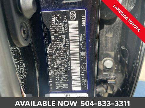 Used 2021 Toyota Avalon XLE w/ Moonroof Package image 39