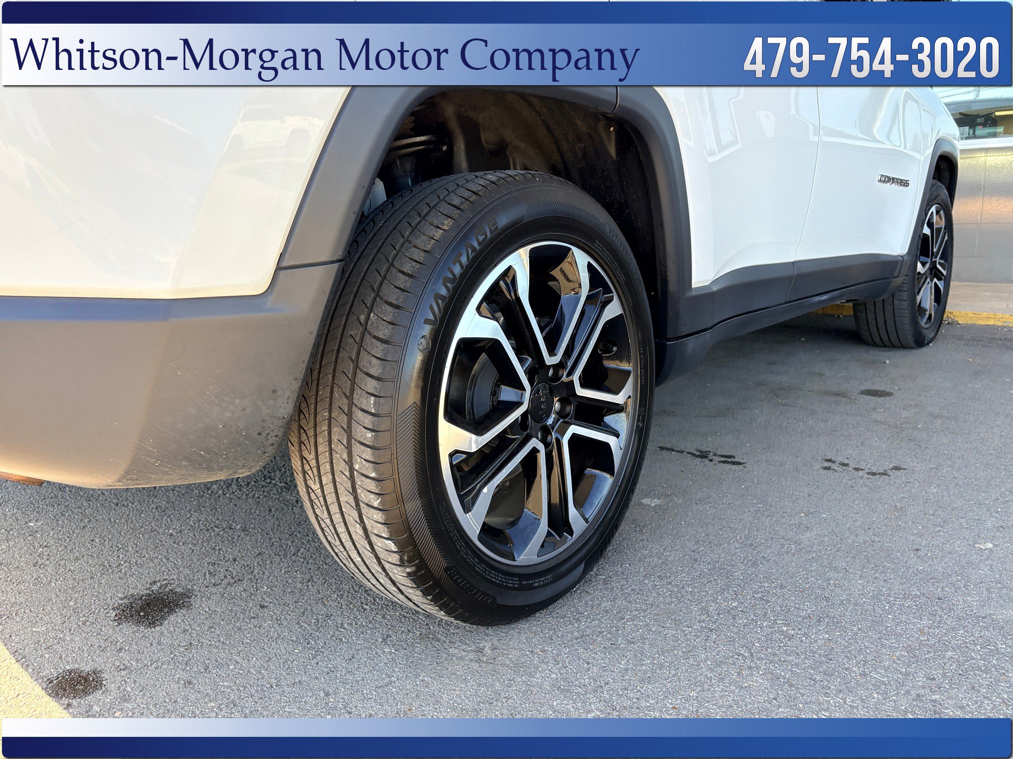 Used 2024 Jeep Compass Limited AWD/4WD image 9