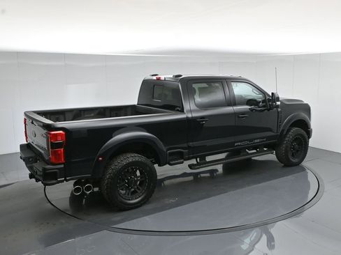 New 2026 Ford F250 Lariat w/ Black Appearance Package image 49