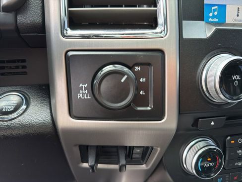 Used 2018 Ford F250 Platinum w/ Platinum Ultimate Package AWD/4WD image 51