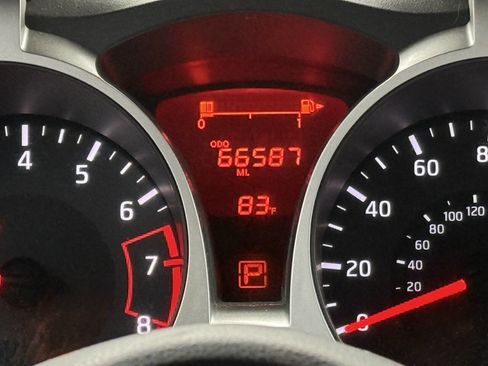 Used 2016 Nissan Juke S image 16