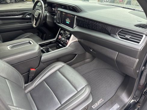 Used 2022 GMC Yukon Denali w/ Max Trailering Package image 34