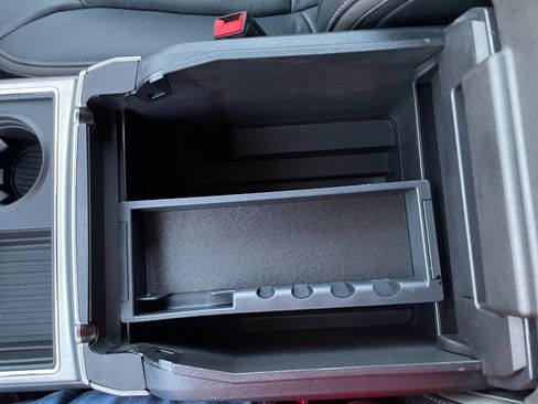 Used 2022 Ford F350 Platinum image 58