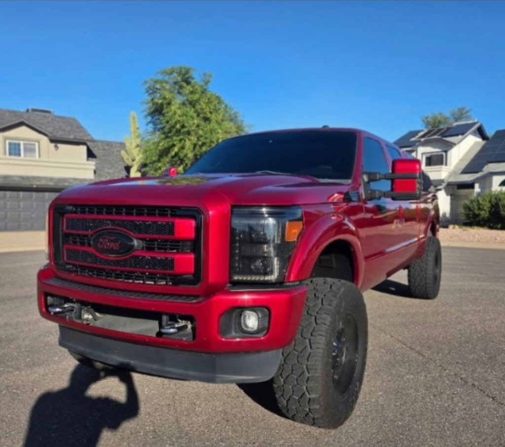 Used 2015 Ford F250 Platinum w/ FX4 Off-Road Package AWD/4WD image 2