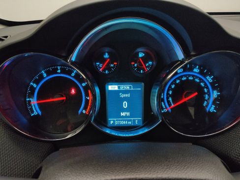 Used 2015 Chevrolet Cruze LT w/ Sun And Sound Package FWD image 23