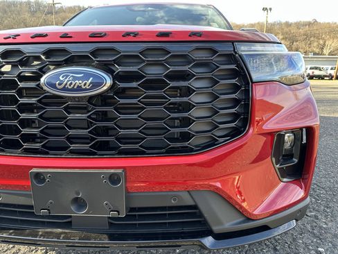 New 2026 Ford Explorer ST-Line w/ ST-Line Street Pack image 10