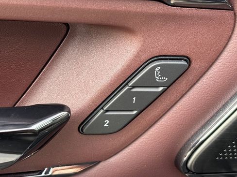 Used 2025 RAM 1500 Limited image 25