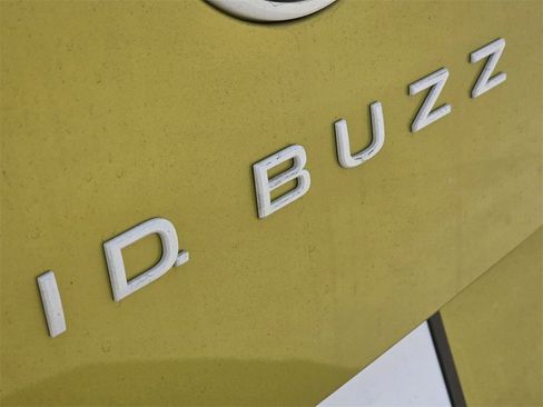 New 2025 Volkswagen ID. Buzz 1st Edition image 7