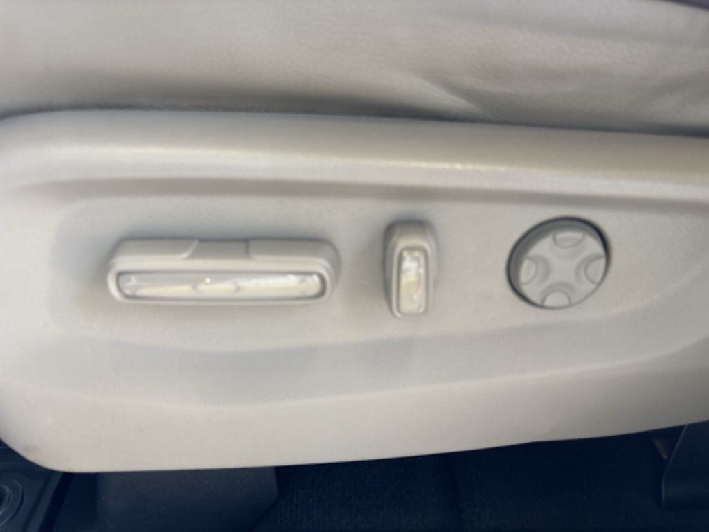 Used 2024 Honda Odyssey Elite image 24