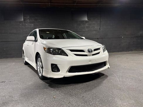 Used 2012 Toyota Corolla S image 6
