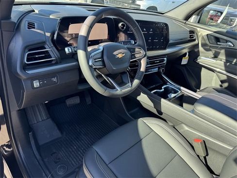 New 2026 Chevrolet Traverse LT w/ Sun and Wheel Package image 10