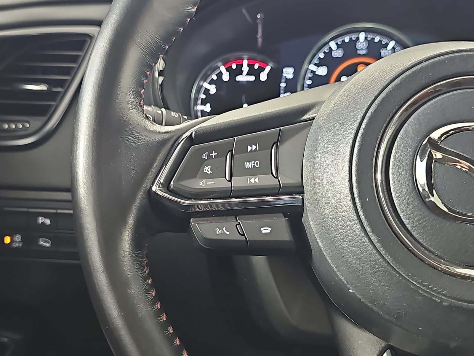 Used 2022 MAZDA CX-9 Carbon Edition AWD/4WD image 17