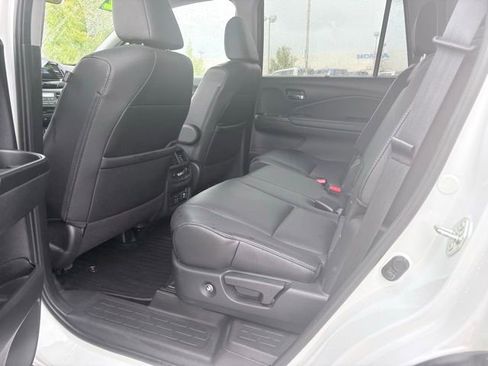 Used 2022 Honda Pilot Touring image 24