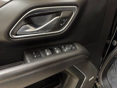 Used 2023 GMC Yukon AT4 w/ AT4 Premium Package image 8