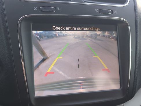 Used 2020 Dodge Journey Crossroad w/ Popular Equipment Group image 19