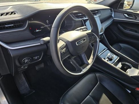 Used 2024 Jeep Grand Cherokee L Limited w/ Luxury Tech Group II image 52