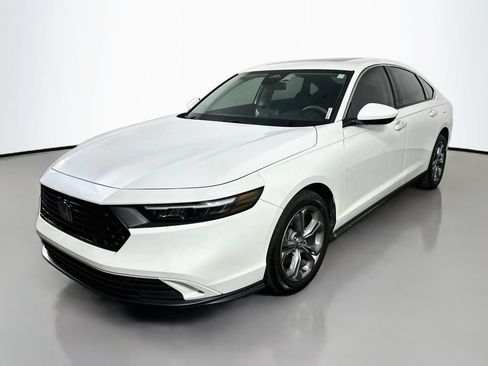 Used 2024 Honda Accord EX image 3