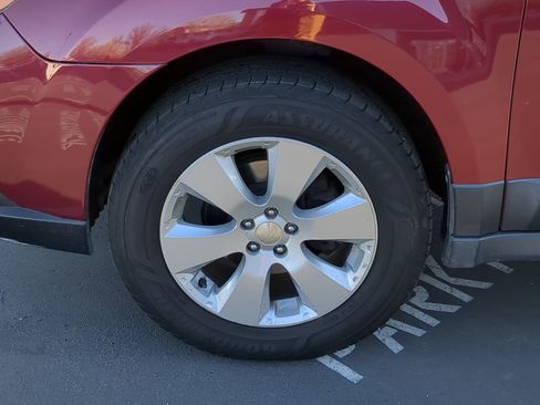 Used 2012 Subaru Outback 2.5i Premium w/ All-Weather Pkg image 13