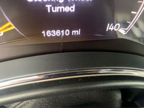 Used 2016 Jeep Grand Cherokee Limited w/ Luxury Group II AWD/4WD image 16