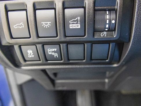 Used 2022 Subaru Ascent Limited w/ Technology Package image 34