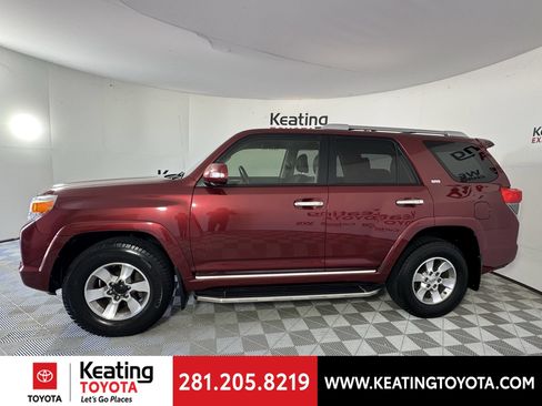 Used 2012 Toyota 4Runner SR5 AWD/4WD image 8