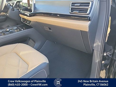 New 2026 Volkswagen Atlas Cross Sport SE image 42