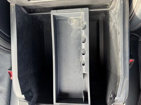 Used 2022 Ford F350 Platinum w/ FX4 Off-Road Package image 31