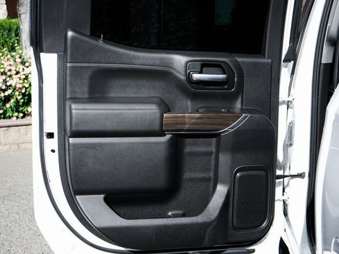 Used 2021 Chevrolet Silverado 1500 RST image 29