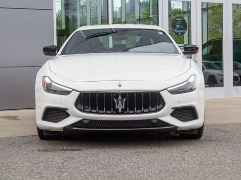 Used 2024 Maserati Ghibli Modena Q4 AWD/4WD image 2