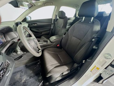 Used 2025 Honda Accord LX image 10
