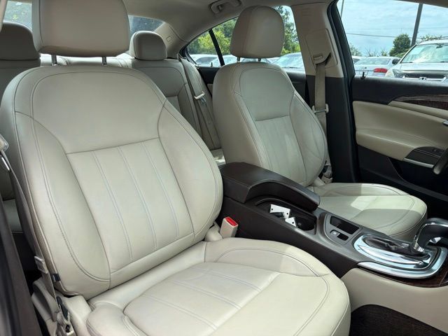 Used 2012 Buick Regal Premium FWD image 29