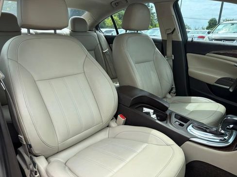 Used 2012 Buick Regal Premium FWD image 29