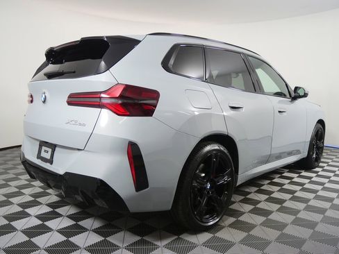 Certified 2025 BMW X3 xDrive30i w/ Premium Package AWD/4WD image 3