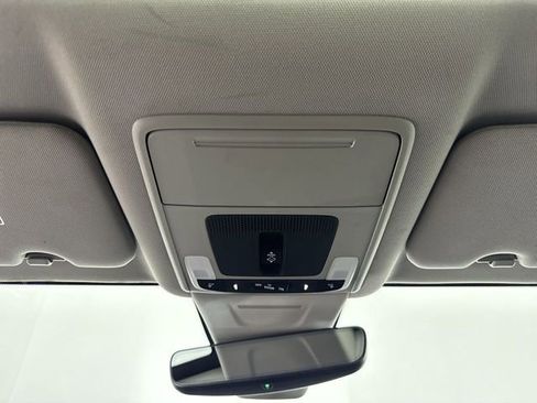 Used 2023 Honda CR-V EX-L image 10