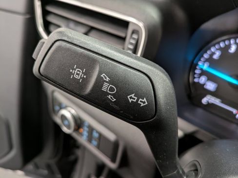 Certified 2022 Ford Explorer XLT w/ Equipment Group 202A image 16