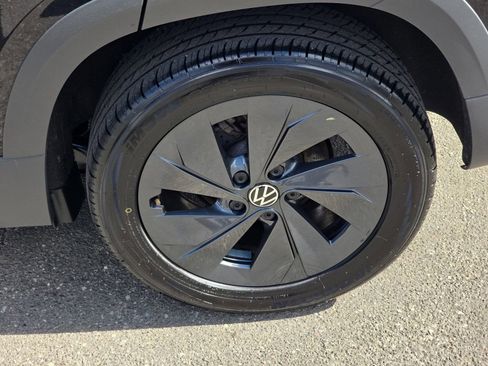 Used 2025 Volkswagen Taos S image 36