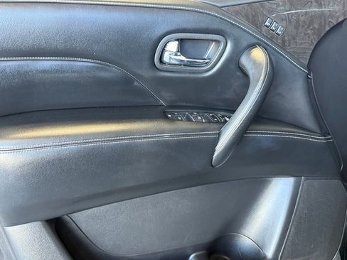 Used 2022 INFINITI QX80 Luxe RWD image 18