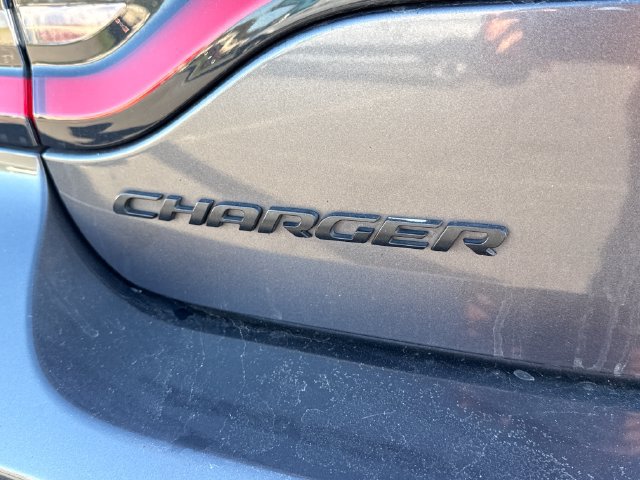 Used 2017 Dodge Charger R/T RWD image 17