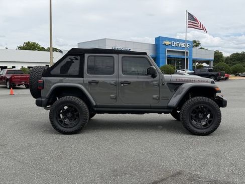Used 2019 Jeep Wrangler Unlimited Rubicon AWD/4WD image 12