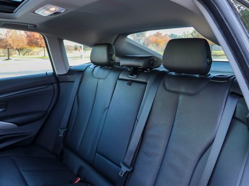 Used 2014 BMW 328i Gran Turismo xDrive image 17