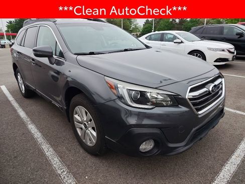 Used 2019 Subaru Outback 2.5i Premium w/ Popular Package #2 AWD/4WD image 3