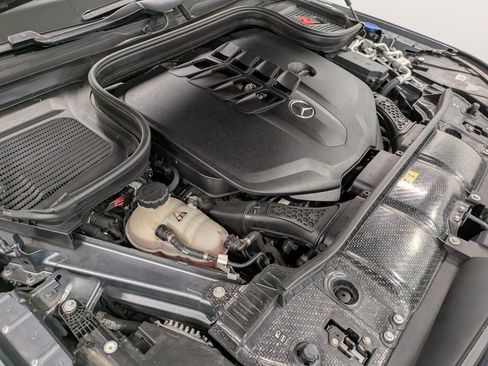 Used 2021 Mercedes-Benz GLS 580 4MATIC image 30