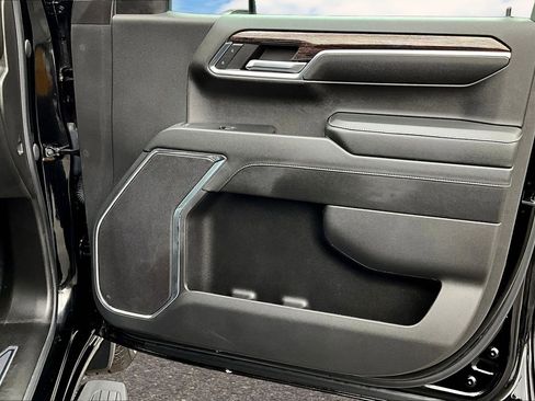 Used 2023 GMC Sierra 1500 Elevation w/ LPO, Elevation Black Package image 20