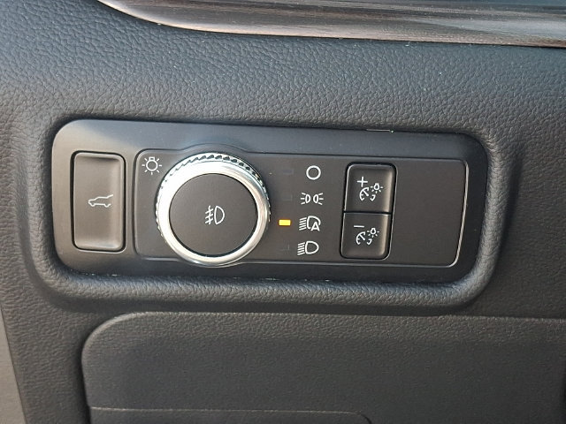 Used 2023 Ford Explorer Limited w/ Limited Technology Package AWD/4WD image 26