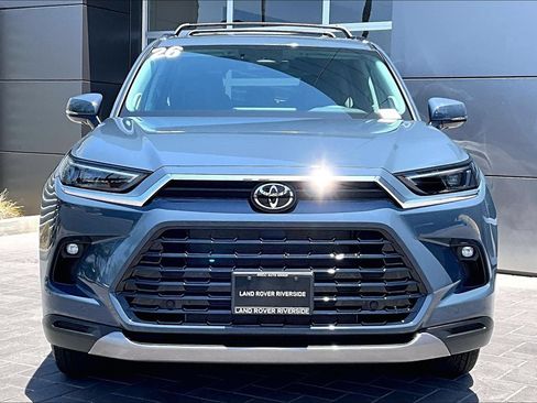 Used 2026 Toyota Grand Highlander AWD image 2