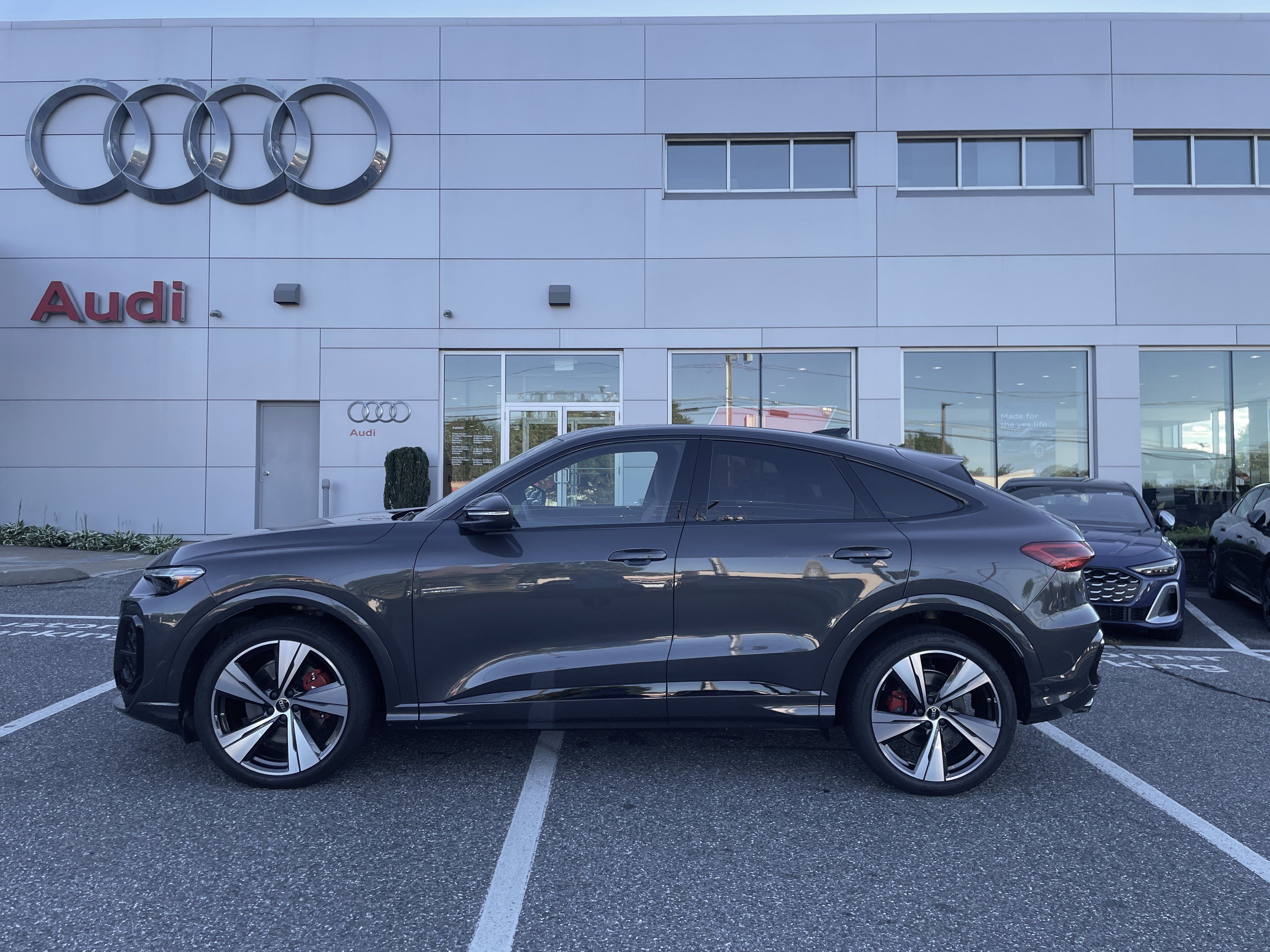 Certified 2025 Audi SQ5 Premium Plus w/ Premium Plus Package AWD/4WD image 4
