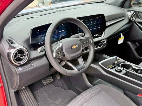 New 2026 Chevrolet Equinox LT FWD image 15